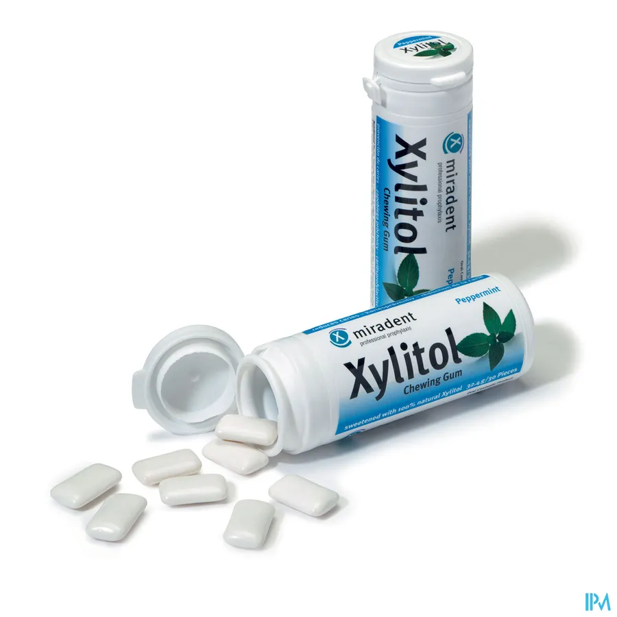 productshot van Miradent Kauwgom Xylitol Pepermunt 30 stuks
