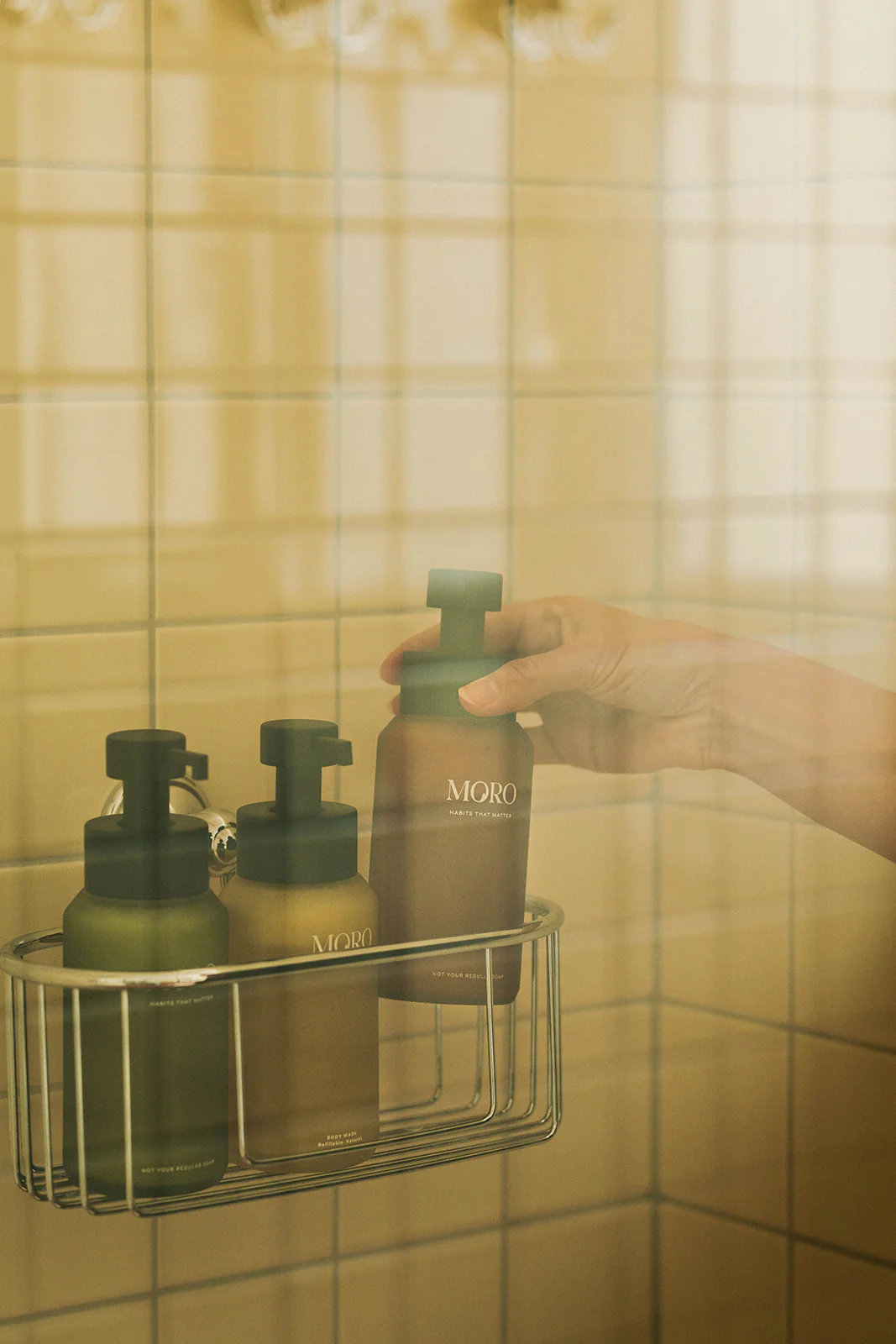 Moro Hand & Body Wash Starterkit | Santal & Violet | Soft sand bottle 250ml + 1 refill 50g